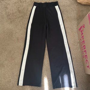 Zara Flared Pants with Buttons on the Side and White Contrast